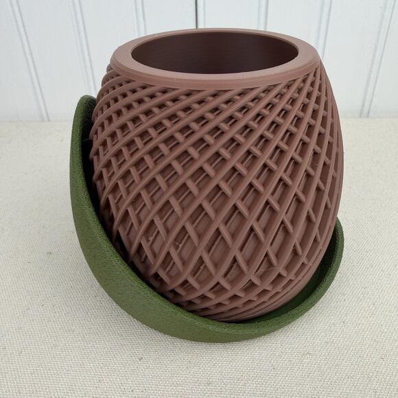 The Stryde Planter, Indoor Flower Pot, Tabletop Planter. Diamond Lattice Design - Picture 3 of 10